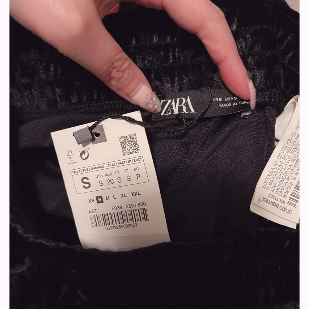 NWT Zara Velvet Jogger Pants in Black Size S